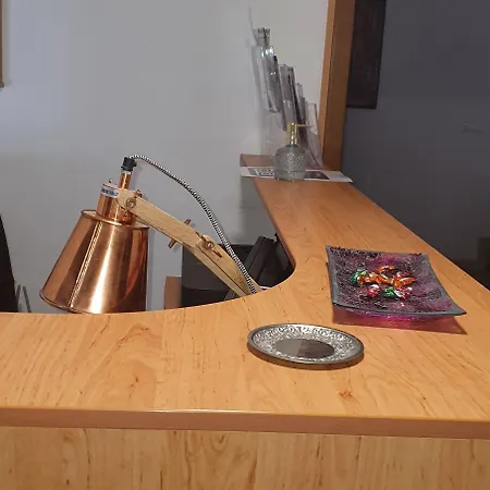 Ξενοδοχείο Radio 2*