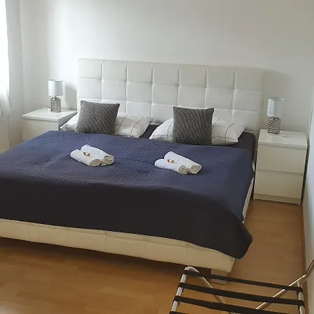 Ξενοδοχείο Radio 2*